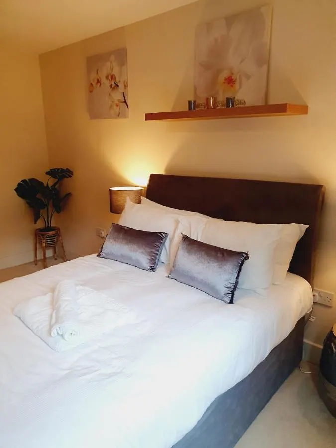 Canary Wharf, E14 9Ne Apartment London